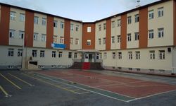 Depo'yu sınıf yapan devlet okulundan 35 Bin TL 'bağış' talebi!