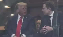 Bir dargın bir barışık... Trump ve Musk yine yan yana