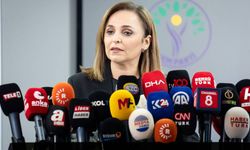 DEM Parti’den CHP İstanbul İl Başkanlığı’na polis ablukasına açıklama