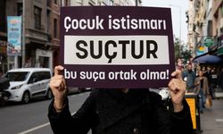 Uzmanlar uyardı… Çocuğun sosyal medyada teşhir edilmesi istismardır!