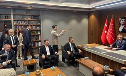 Özgür Özel, 'yeni çalışma ofisinde'...
