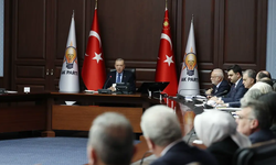 AKP MYK toplanıyor: Erdoğan’a saha raporları ve yeni yol haritası sunulacak