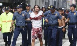 Filipinler'de 'yolsuzluk' protestosu: 216 kişi gözaltına alındı