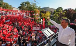 CHP lideri Özgür Özel ‘Bizim güvencemiz ne savcıdır ne hakim’ diyerek çağrı yaptı