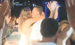Fikret Orman ve Güzide Duran dudak dudağa görüntülendi