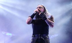 Hayko Cepkin’in iki konserine valilik iptali: Kalp kırıklarını neyleyeceğiz!