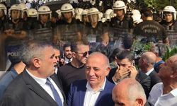 CHP'ye kayyum ve polis ablukası dünya basınında! AKP'nin amacını yazdılar...