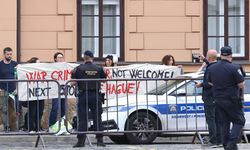 İsrailli Bakan, Hırvatistan'da protesto edildi: ''Savaş suçlusu hoş gelmedin!"