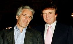Trump’ın Epstein’e gönderdiği ‘cinsel içerikli’ mektubu paylaşıldı!