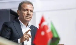 Vahap Seçer: CHP’yi durduramayan iktidar, hukuk dışına çıkarak mücadele ediyor