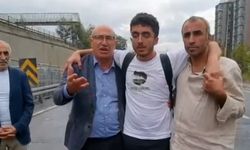 CHP İstanbul İl Başkanlığı önünde abluka nedeniyle ambulans gelmedi! Yaralı genç böyle taşındı