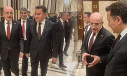 Babacan ile Şimşek’in fotoğrafı gündemi sarstı: Erdoğan neyin peşinde!