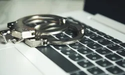 'Yolyemezler Çetesi'ne yasa dışı bahis operasyonu: 1.5 milyar TL'lik bahis ağı çöktü
