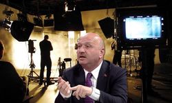 Genç yönetmenlere verilen sinema yardımı 52 yaşındaki eski AKP milletvekiline verildi...