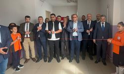 Esenyurt Kent Konseyi gençlerle kütüphane açtı