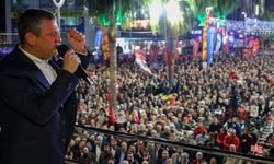 CHP lideri Özgür Özel Arnavutköy’de on binlerle buluştu