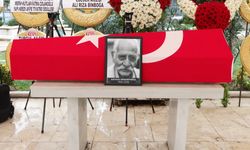 Usta oyuncu Arif Erkin Güzelbeyoğlu son yolculuğuna uğurlandı