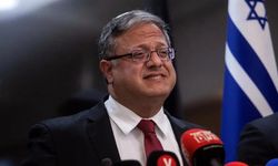 İsrail’de aşırı sağcı bakan hükümeti devirmekle tehdit etti!