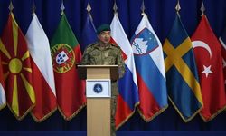 NATO'nun Kosova'daki Barış Gücünün komutası Türkiye'de