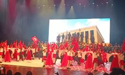 Güzel Sanatlar Genel Müdürlüğü 90. yılını Türkiye gibi kutladı! Atatürk resmi ve sözü her defasında alkış aldı