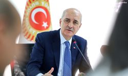 Numan Kurtulmuş, Erhan Usta’nın sözlerine çok sinirlendi! Salonu terk etti...