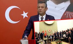 CHP lideri Özgür Özel milletvekili kampında konuştu! O fotoğraf karesinin arka planını anlattı