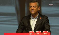 CHP lideri Özgür Özel'in İsviçre'de Almanca yaptığı konuşma ayakta alkışlandı!
