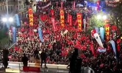 CHP lideri Özgür Özel Sarıyer’de on binlerle buluştu