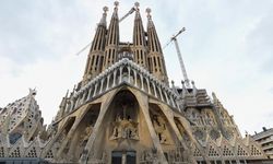 Sagrada Familia tarihe geçti!