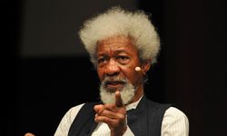 ABD, Nobel ödüllü yazar Soyinka'nın vizesini iptal etti!
