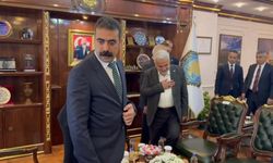 Diyarbakır'da tokalaşma krizi!