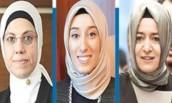 AKP'lilere milyonluk burslar verilirken KYK’lılara 13 tavuk döner alacak burs