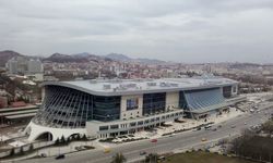 Deniz Yavuzyılmaz Ankara Garı'ndaki milyonlarca liralık 'hata'yı paylaştı…