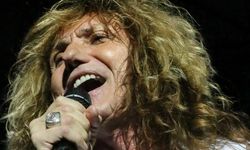 Rock efsanesi David Coverdale’den veda: Artık dar kot pantolonlarımı bırakmanın zamanı geldi!