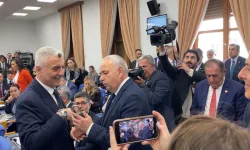 CHP’li vekillerden komisyonda Bakan Bolat’a “kepenk” ve “uyuşturucu” tepkisi