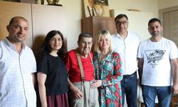 Şehir Tiyatroları’ndan Usta Sanatçı Zihni Göktay’a ziyaret