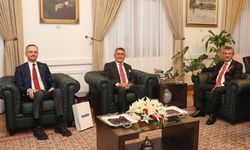 TÜSİAD, CHP lideri Özgür Özel ve AKP'li Efkan Ala'yı ziyaret etti…