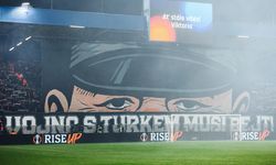 Viktoria Plzen-Fenerbahçe maçında küstah pankart! UEFA harekete geçecek mi?