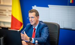 Öz geçmişindeki eğitim bilgileri 'yanlış' çıkan bakan istifa etti