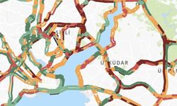 Meteoroloji ve AKOM uyarmıştı! İstanbul'da trafik kilitlendi
