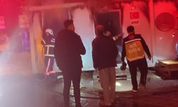 Depremin 33'üncü ayında 90 yaşındaki Ayşe nine konteynerdeki yangında can verdi