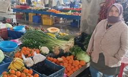 Pazarcı isyan etti: 'Geçim sıkıntısından günleri bile unutuyoruz'