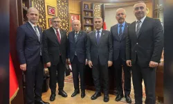 AKP heyetinden Bahçeli'ye ziyaret