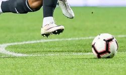 Antrenör kadın hakeme saldırdı