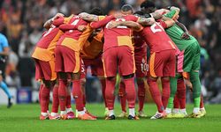 Galatasaray yönetimi yıldız futbolcuyu uyardı: Özel hayatı olay oldu