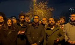 CHP’li gençler tutuklama kararına adliye önünde isyan etti