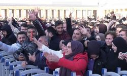 Cumhurbaşkanı Yardımcısı Yılmaz, Anıtkabir’de Erdoğan sloganı atılmasında MSB'yi işaret etti