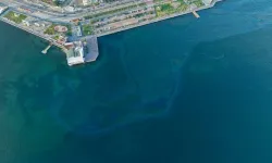 Cemil Tugay: İzmir Körfezi'ne atık döktüler