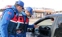 Jandarma ceza kestiği ismin kimliğini görünce pişman oldu! Cezayı kendi cebinden ödedi