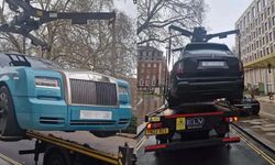 Kaldırımı işgal eden lüks araçlara müdahale!